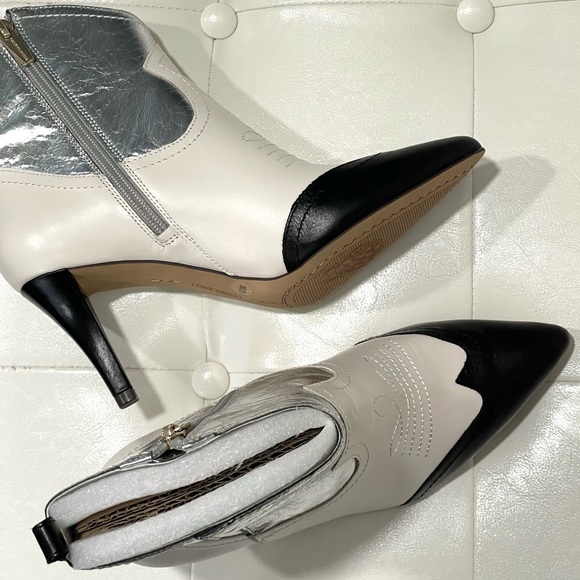 Vince Camuto western boots - Picture 4 of 14